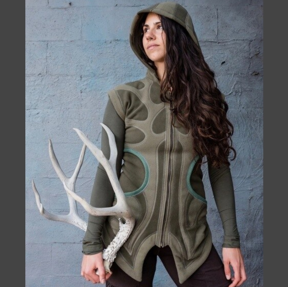Leom Designs Suraya Vest sz Med like new turtle